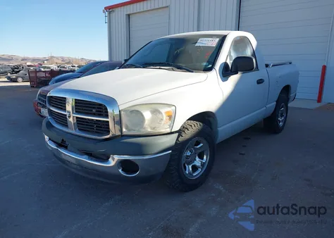 2008 Dodge Ram 1500 St/Sxt z USA, uszkodzony, nr VIN 1D7HA16K28J199188